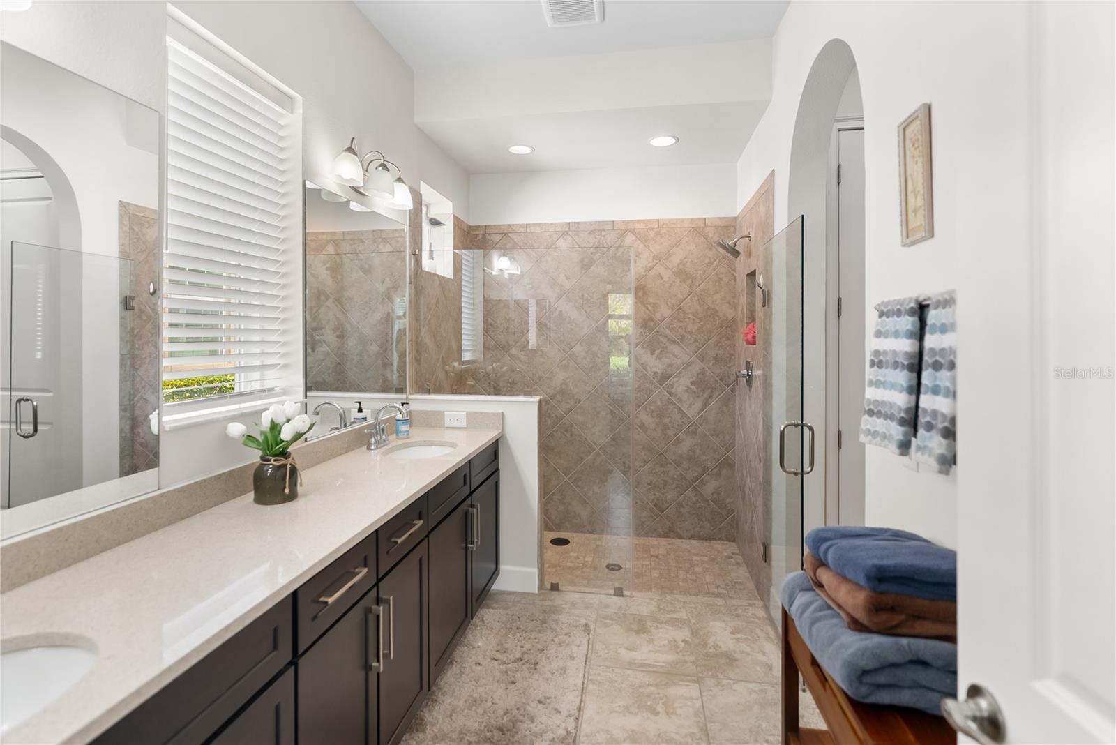 ARBOR GRANDE - Residential