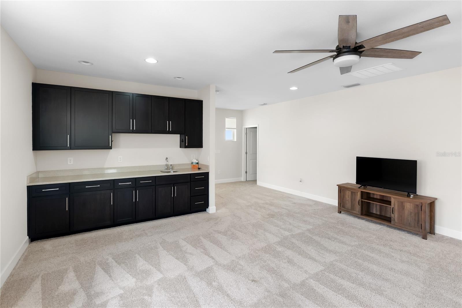 ARBOR GRANDE - Residential