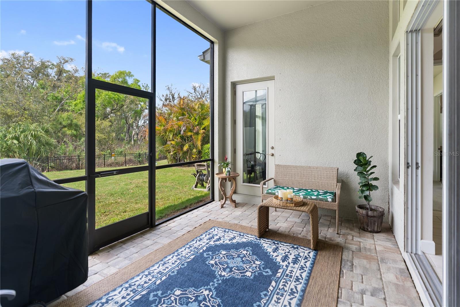 ARBOR GRANDE - Residential