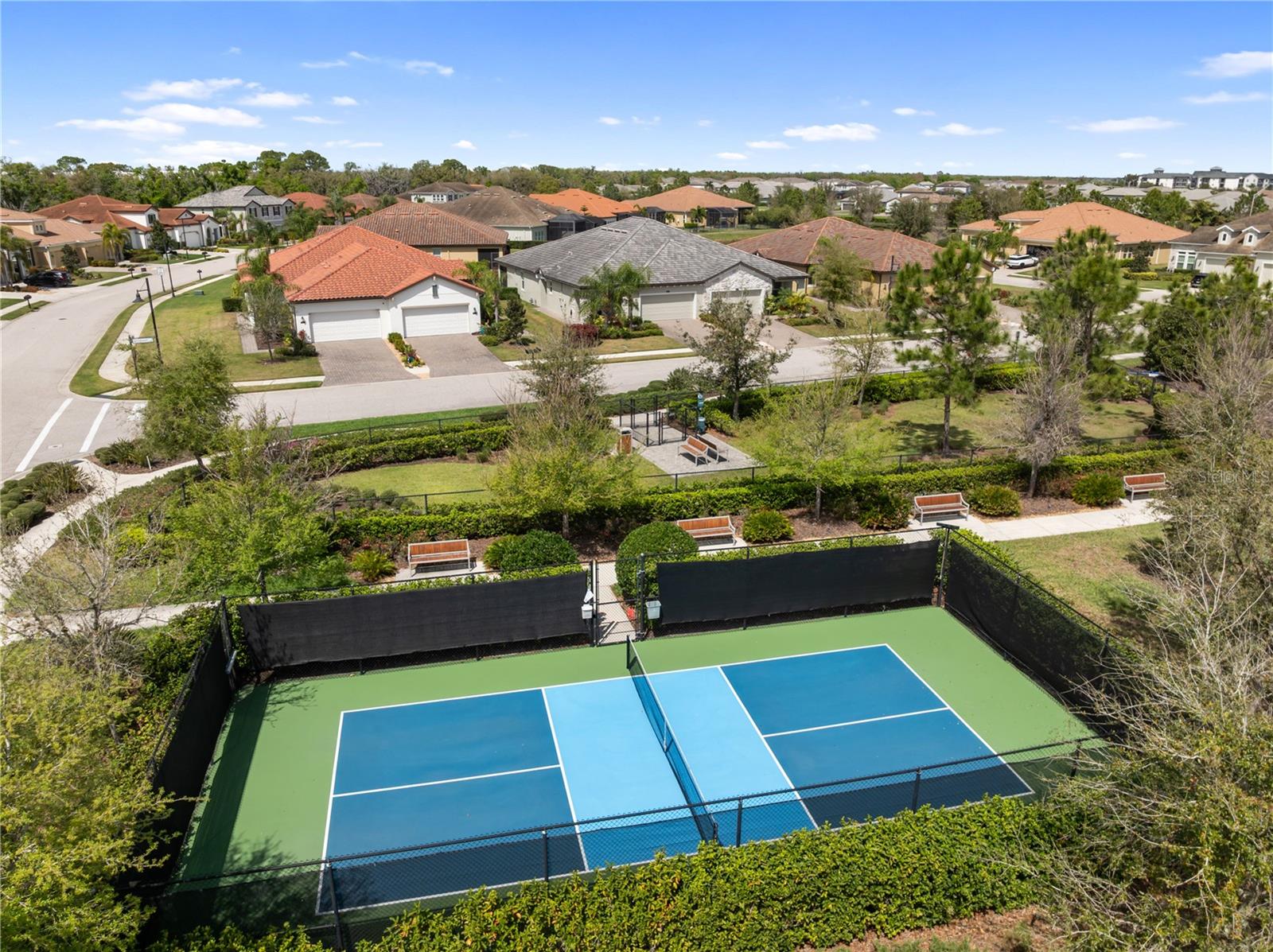 ARBOR GRANDE - Residential