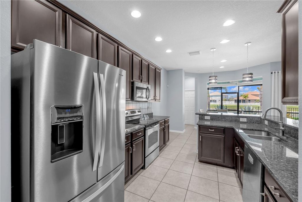 Photo of 11236 77th Street E, Parrish, FL 34219 (MLS # TB8490328)