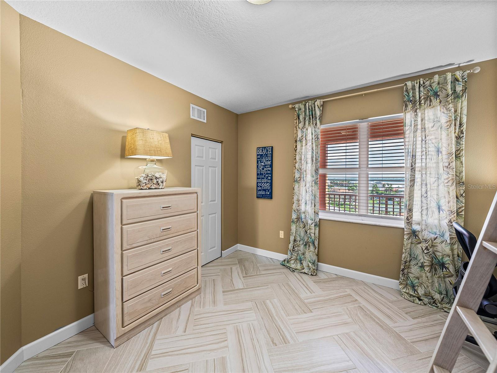 TIDES BEACH CLUB CONDO - Residential