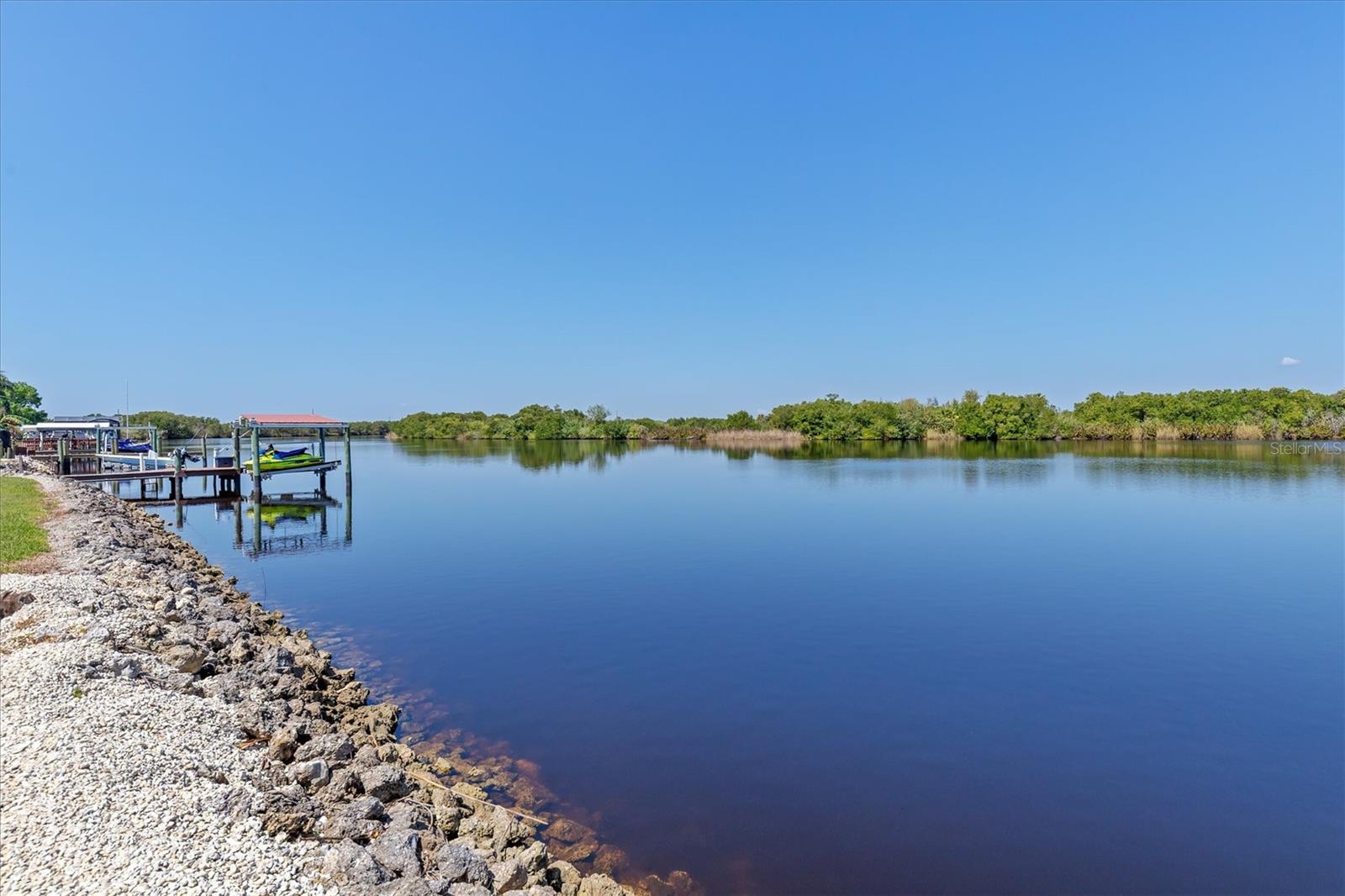 LAZY LAGOON UN 51B - Residential