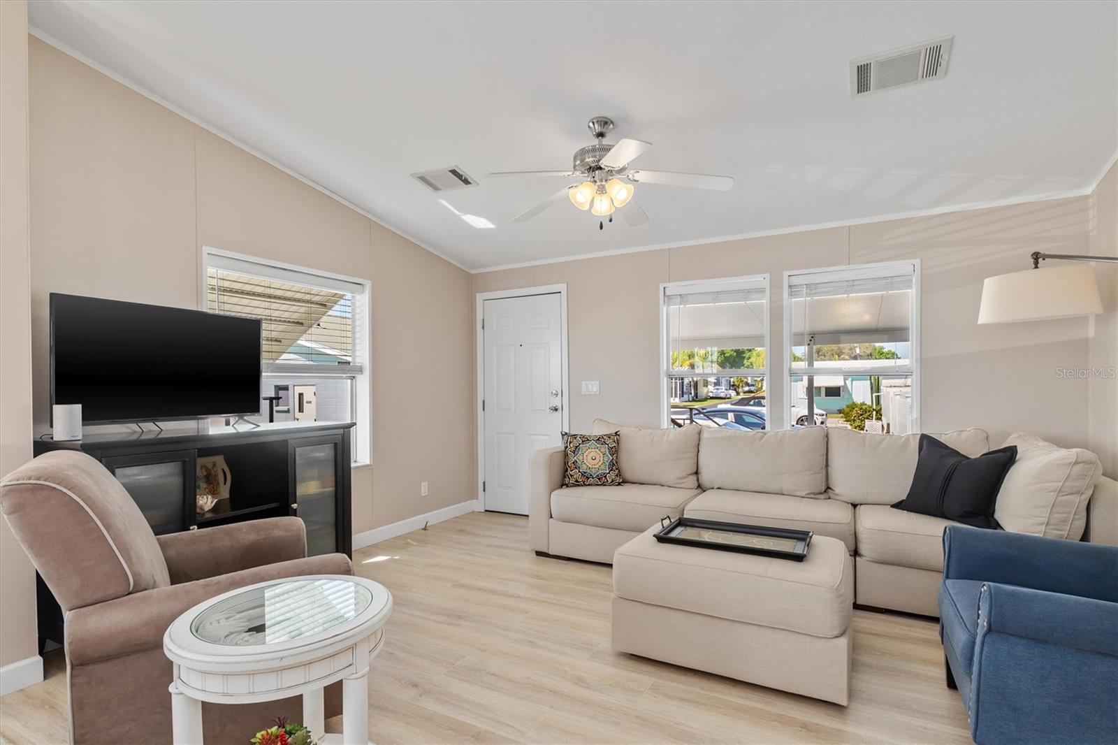 8320 RIVERSIDE STREET 51B, PUNTA GORDA, FL, 33982 4 8320 RIVERSIDE STREET 51B