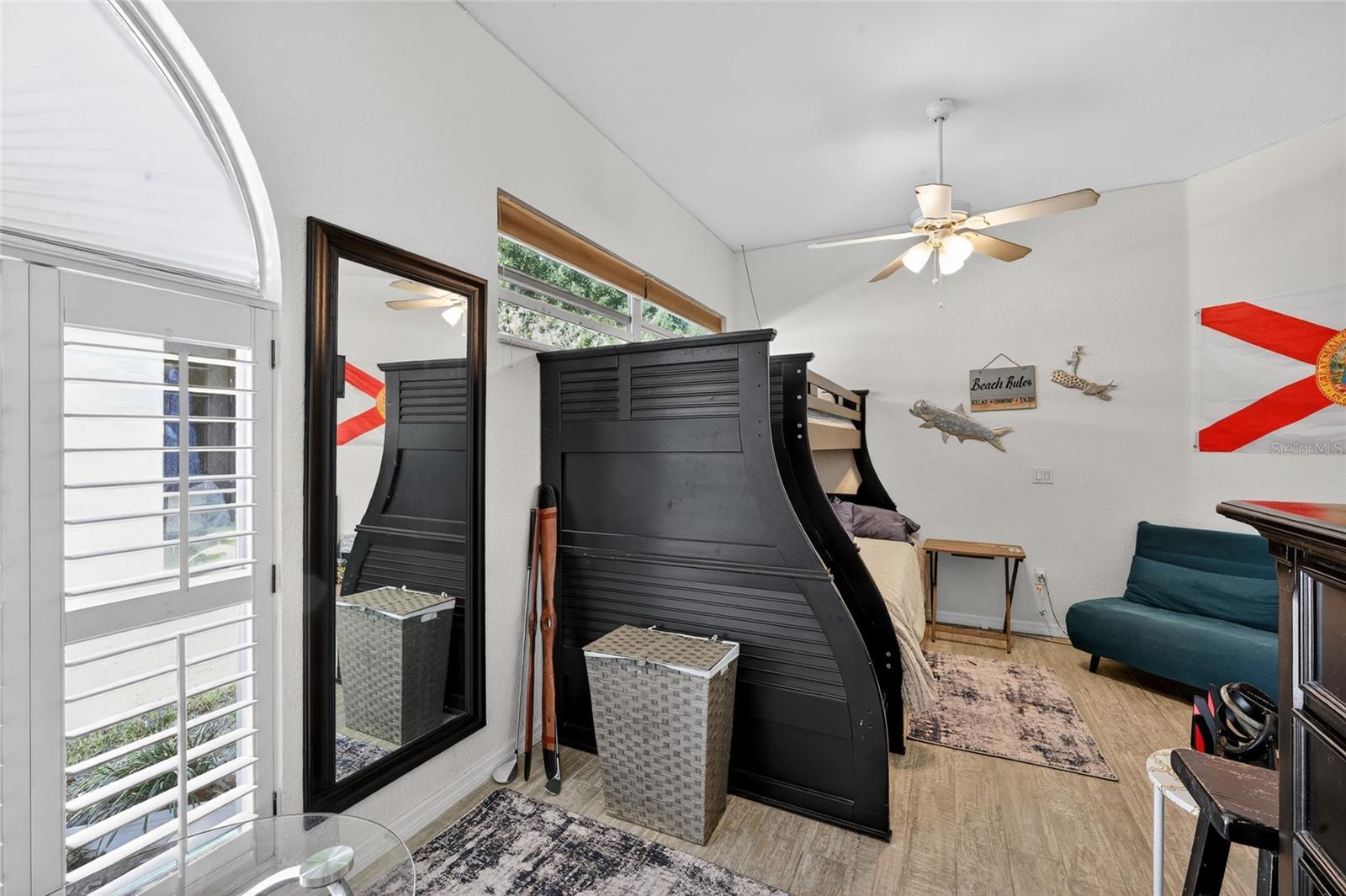 RIVERDALE REV - Residential