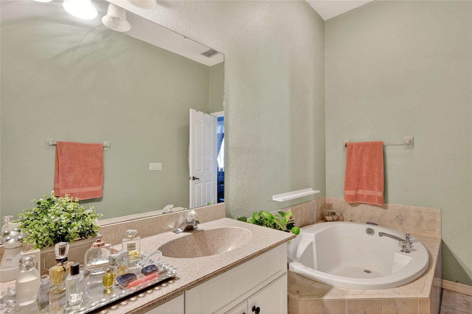 RIVERDALE REV - Residential