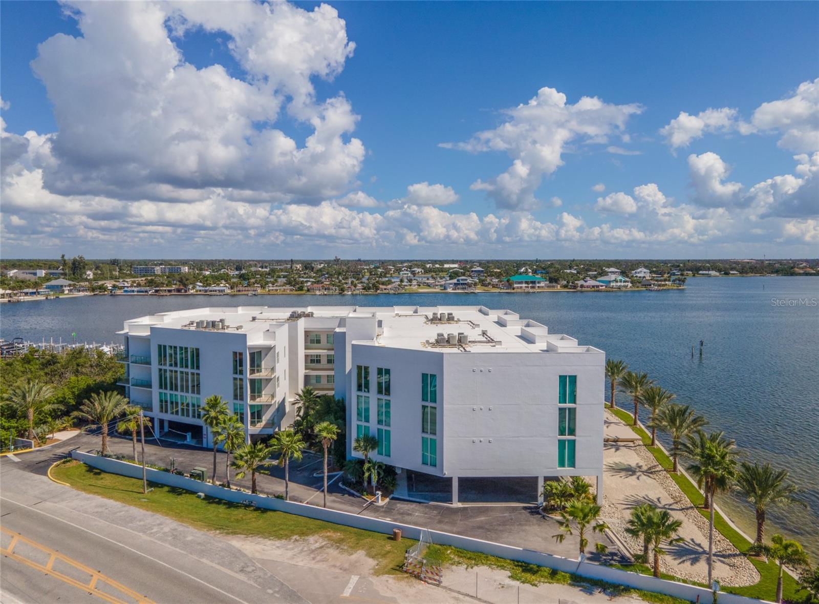 REDFISH KEY VILLAS - Residential