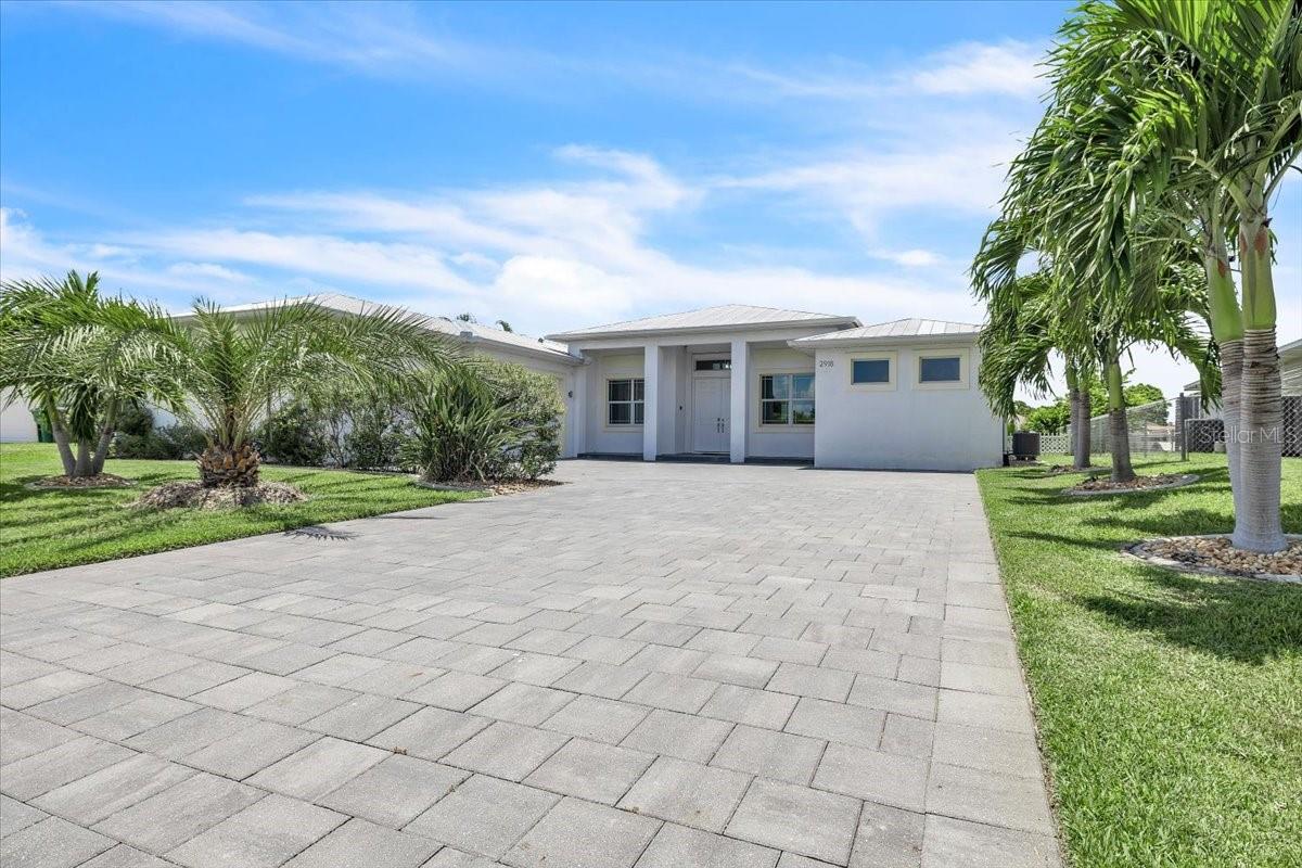 2918 SE 10TH PLACE