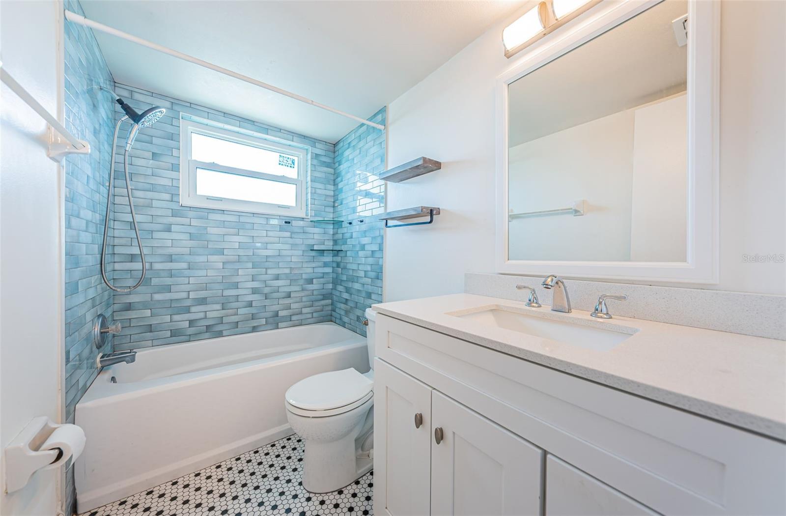 FRENCH QUARTER NORTH CONDO THE - Residential