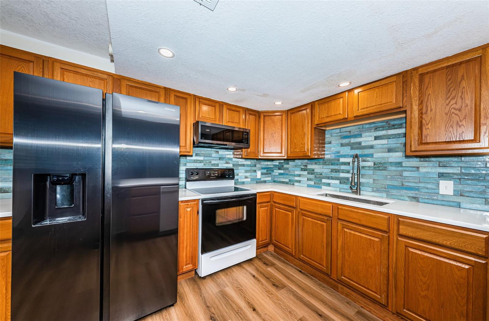 FRENCH QUARTER NORTH CONDO THE - Residential