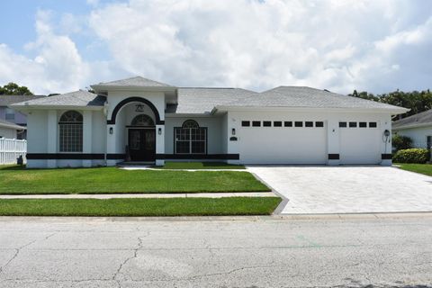 1961 DUNBRODY COURT DUNEDIN FL 34698