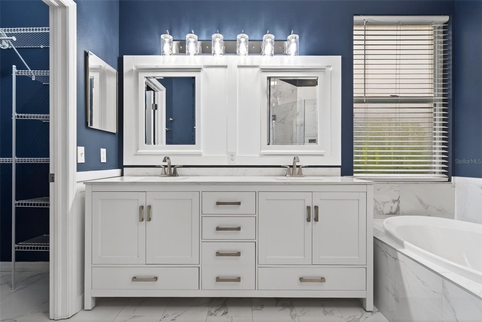 CARLYLE AT VILLAGES OF PALM-AIRE - Residential