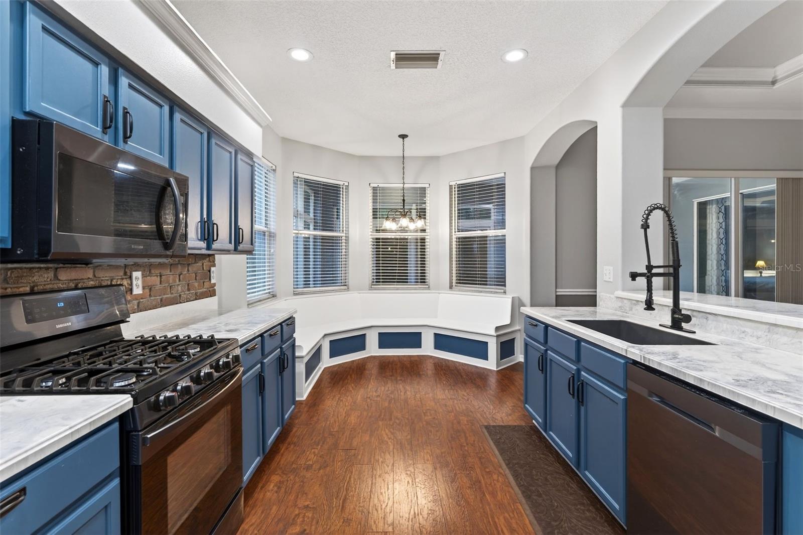 CARLYLE AT VILLAGES OF PALM-AIRE - Residential