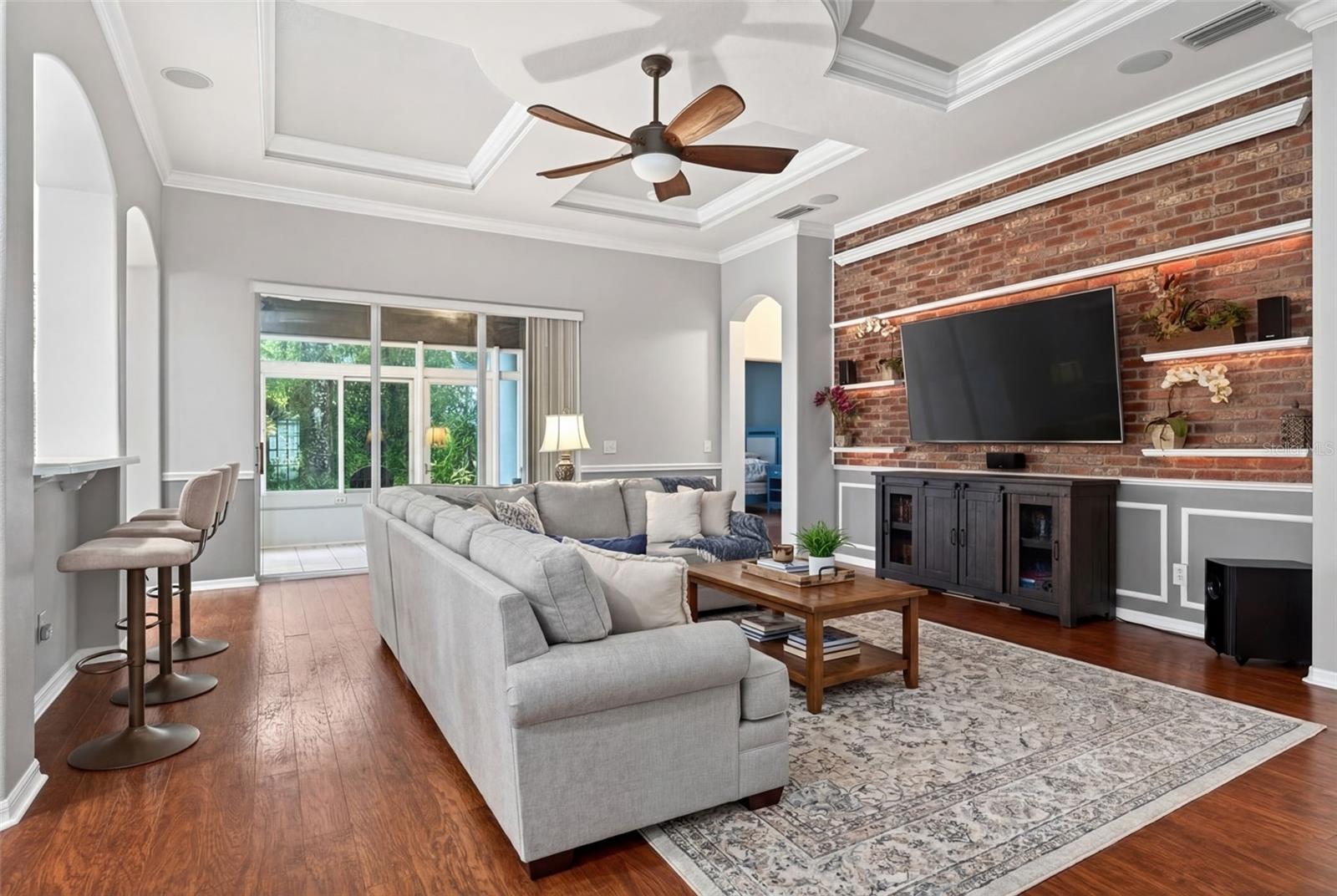 CARLYLE AT VILLAGES OF PALM-AIRE - Residential