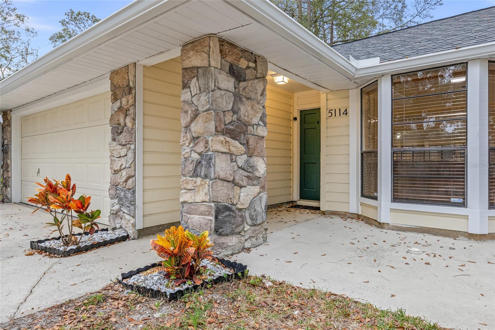 SPRINGTREE VII - Residential