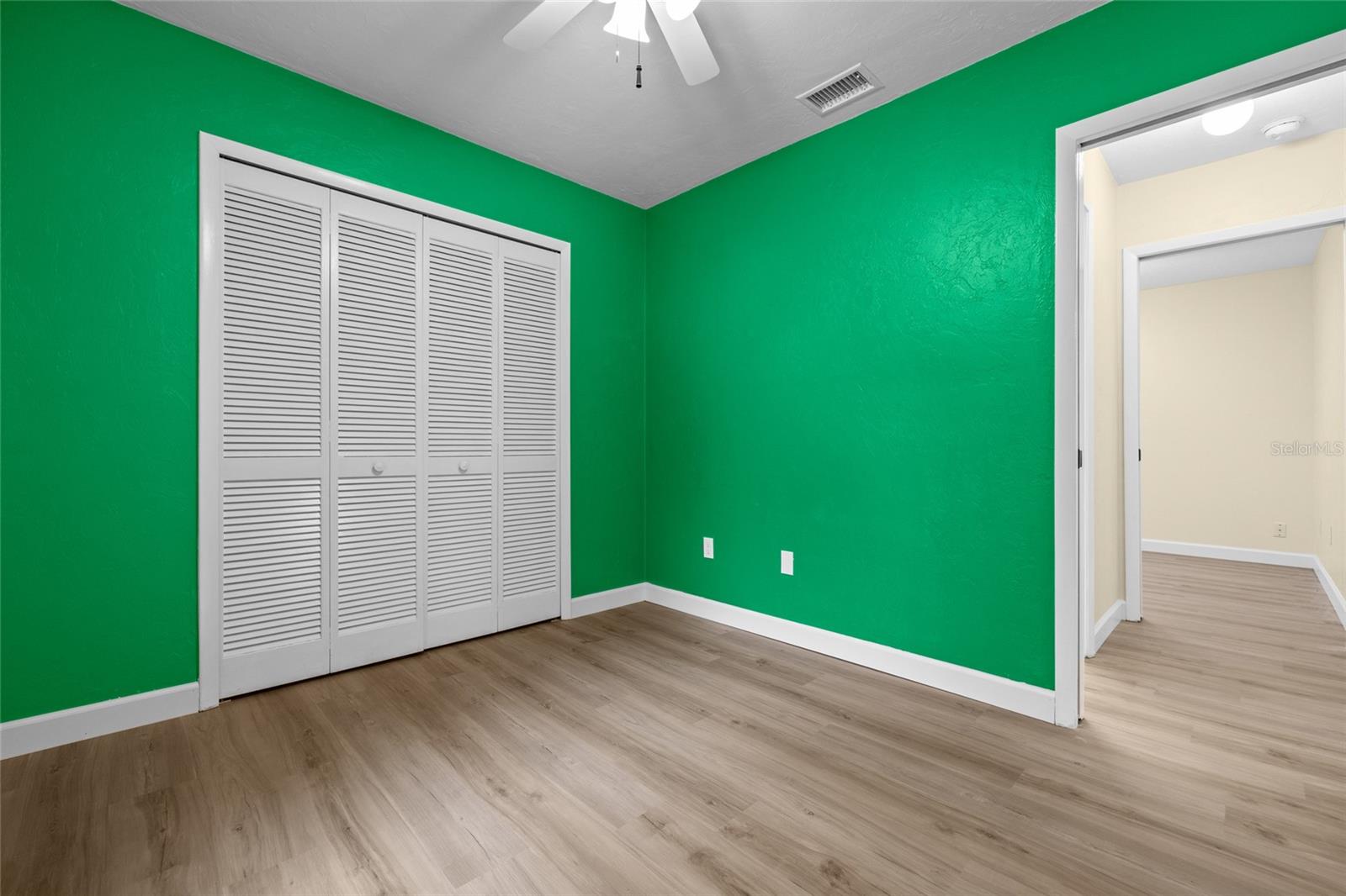 SPRINGTREE VII - Residential