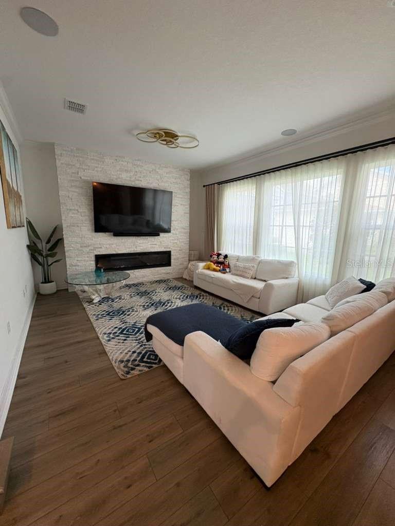 CELEBRATION ISLAND VILLAGE PH 1B - Residential Lease