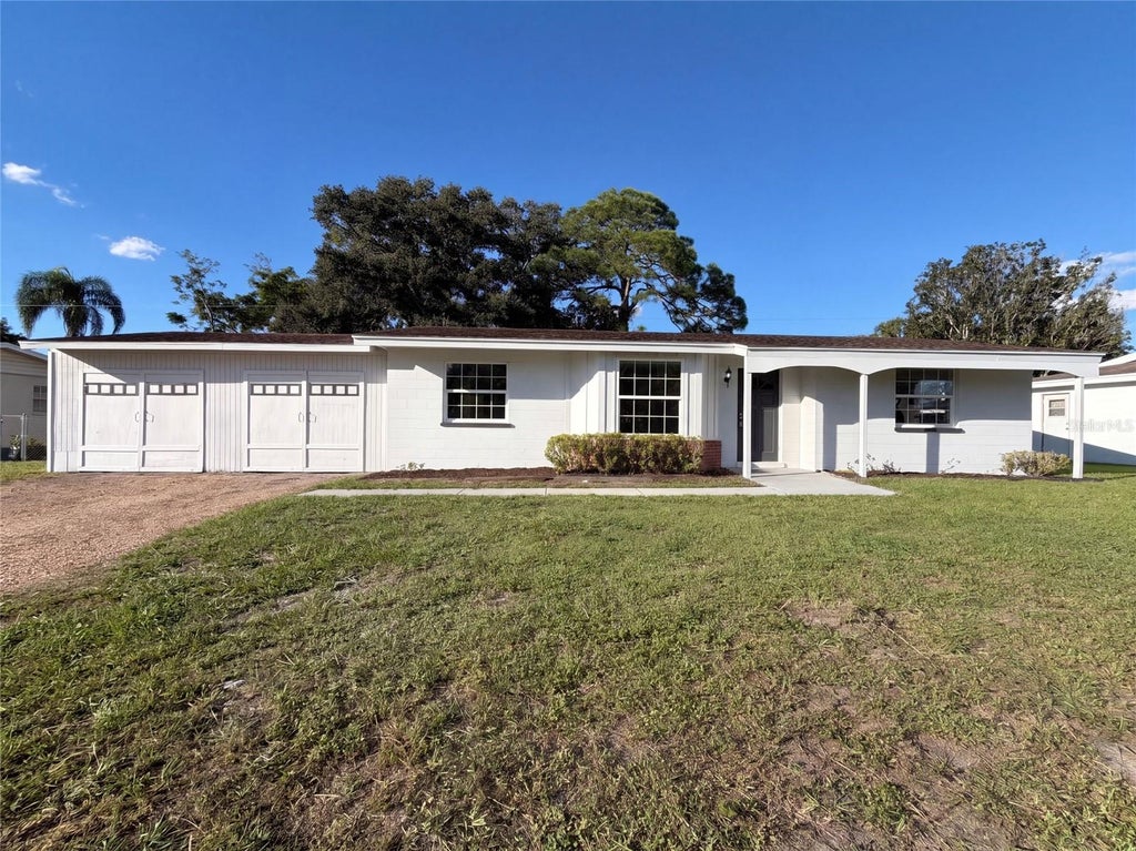 Photo of 117 66th Avenue W, Bradenton, FL 34207 (MLS # O6451164)