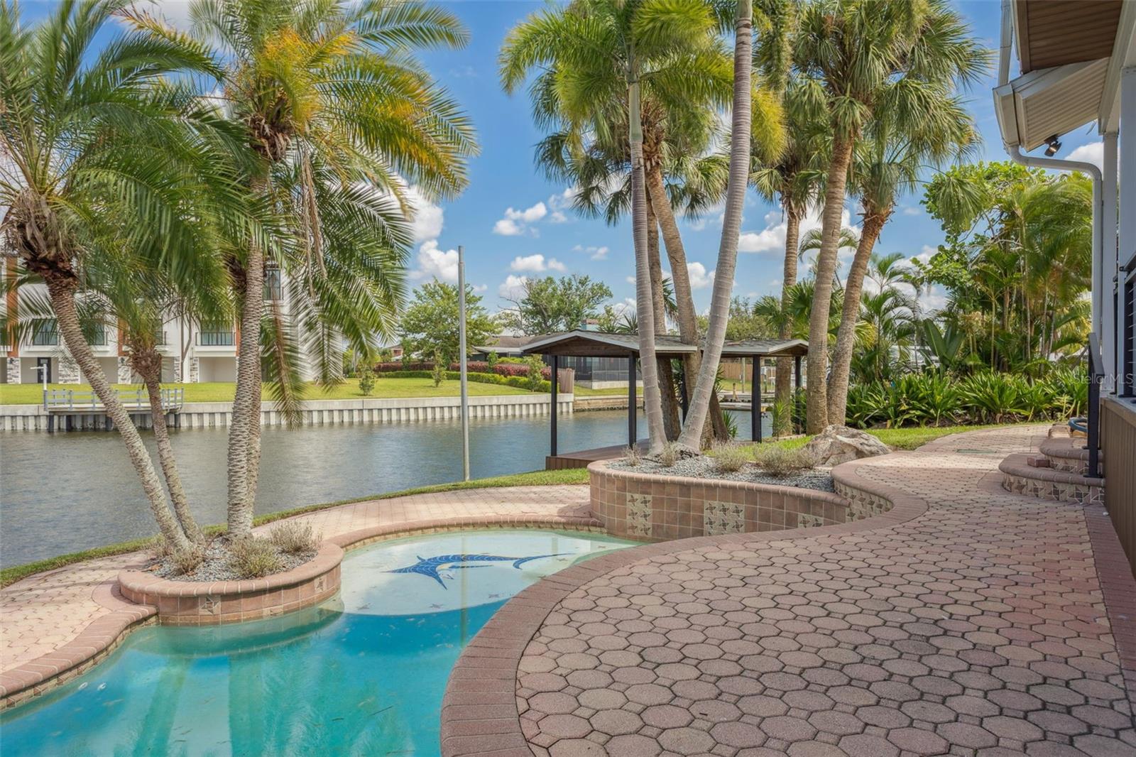 APOLLO BEACH - Residential