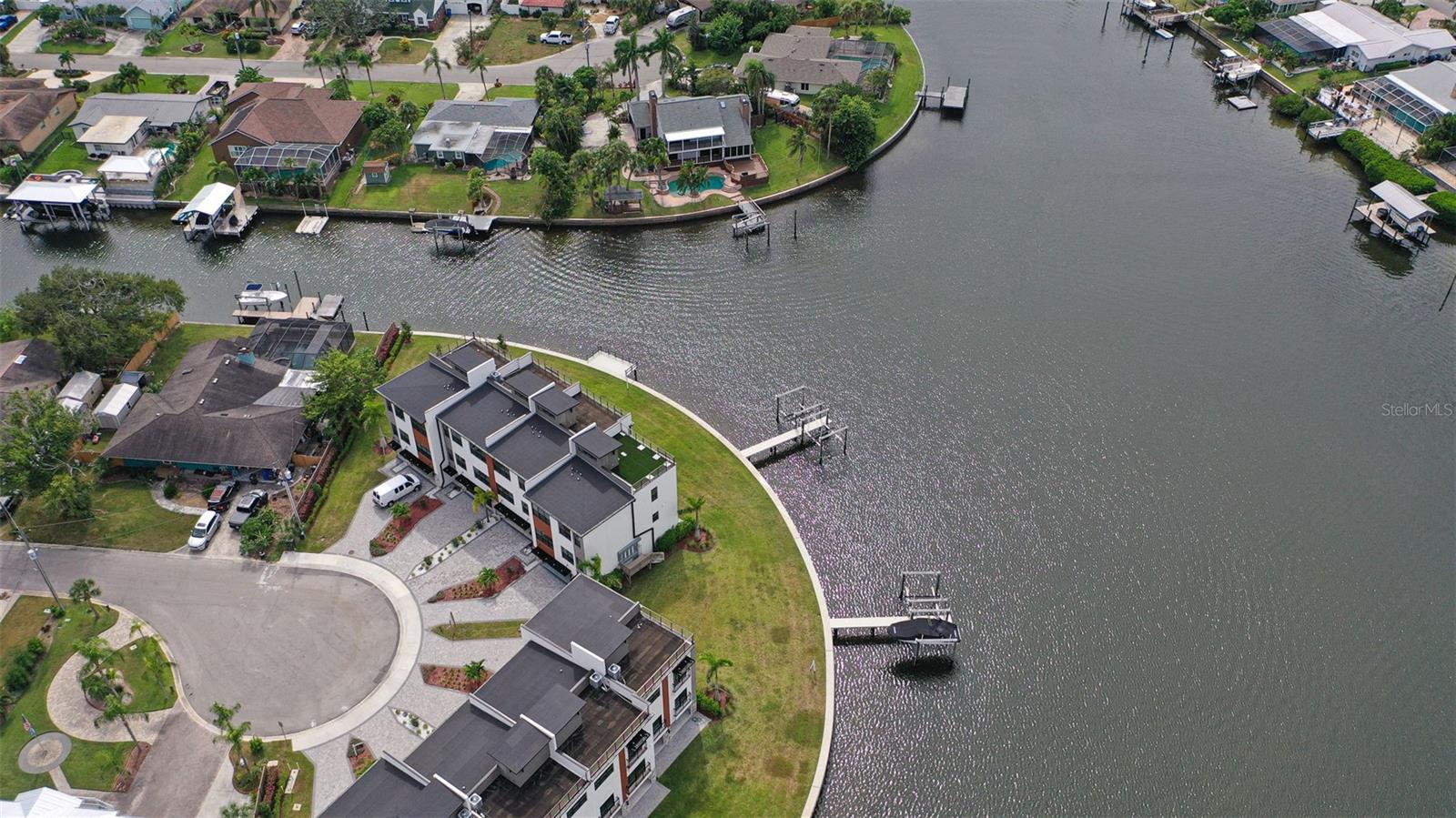 APOLLO BEACH - Residential