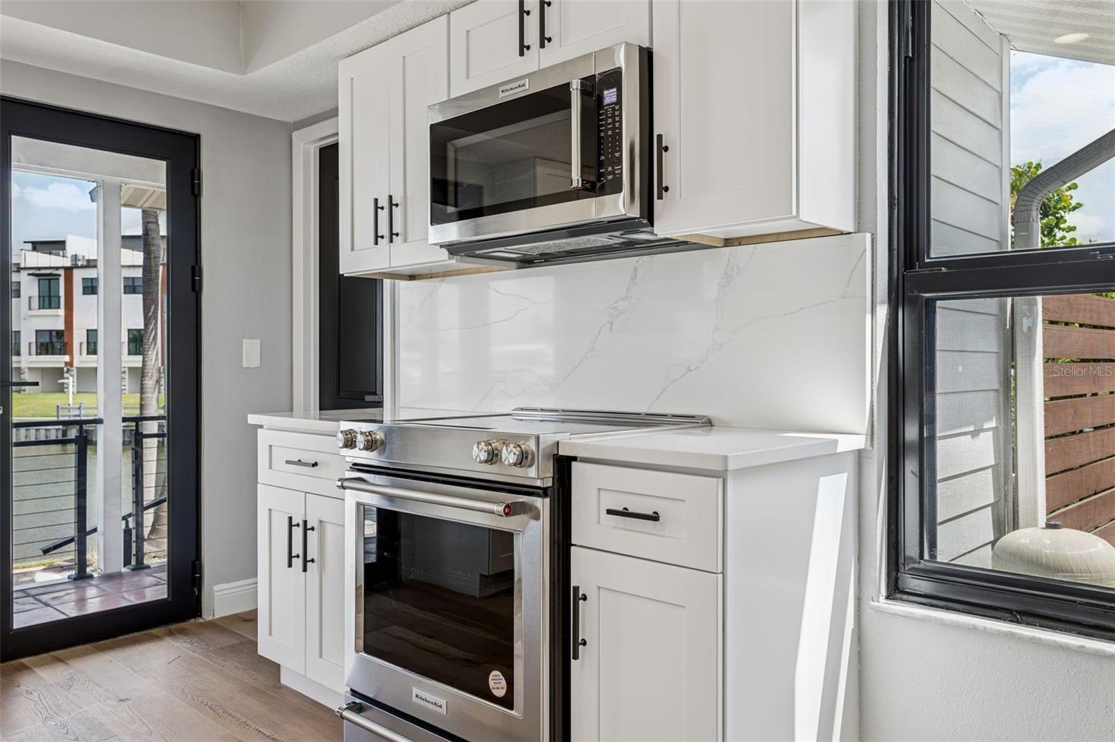 APOLLO BEACH - Residential