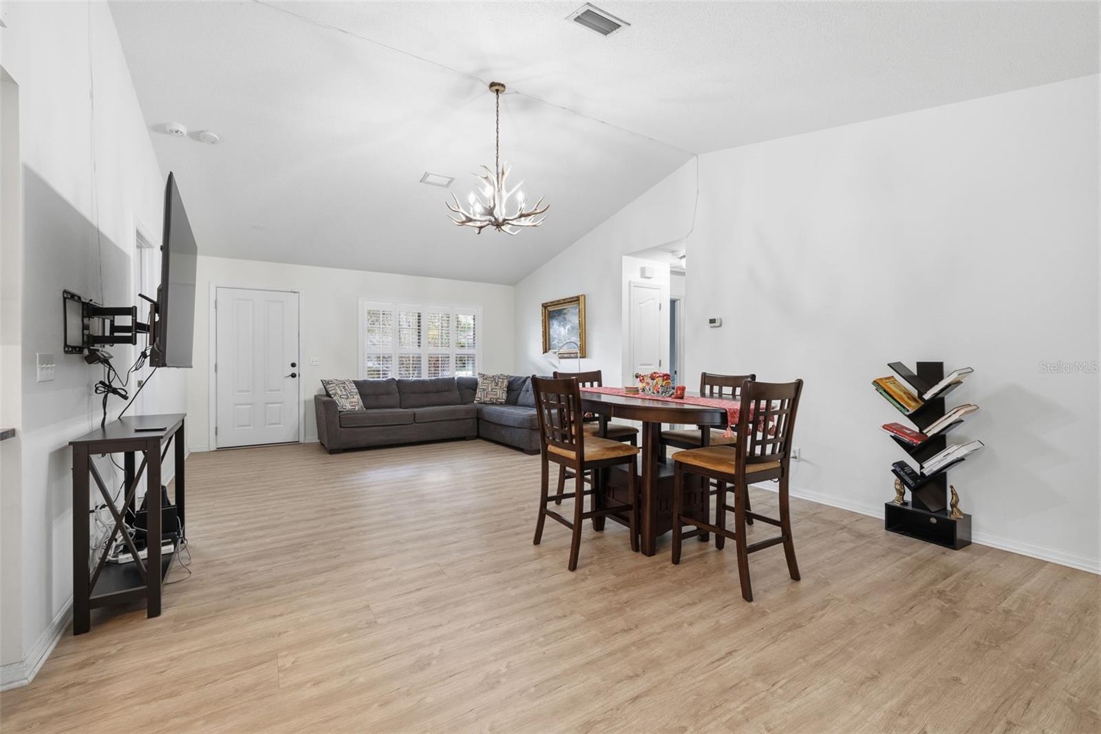 SOUTHSIDE TERRACE REP - Residential