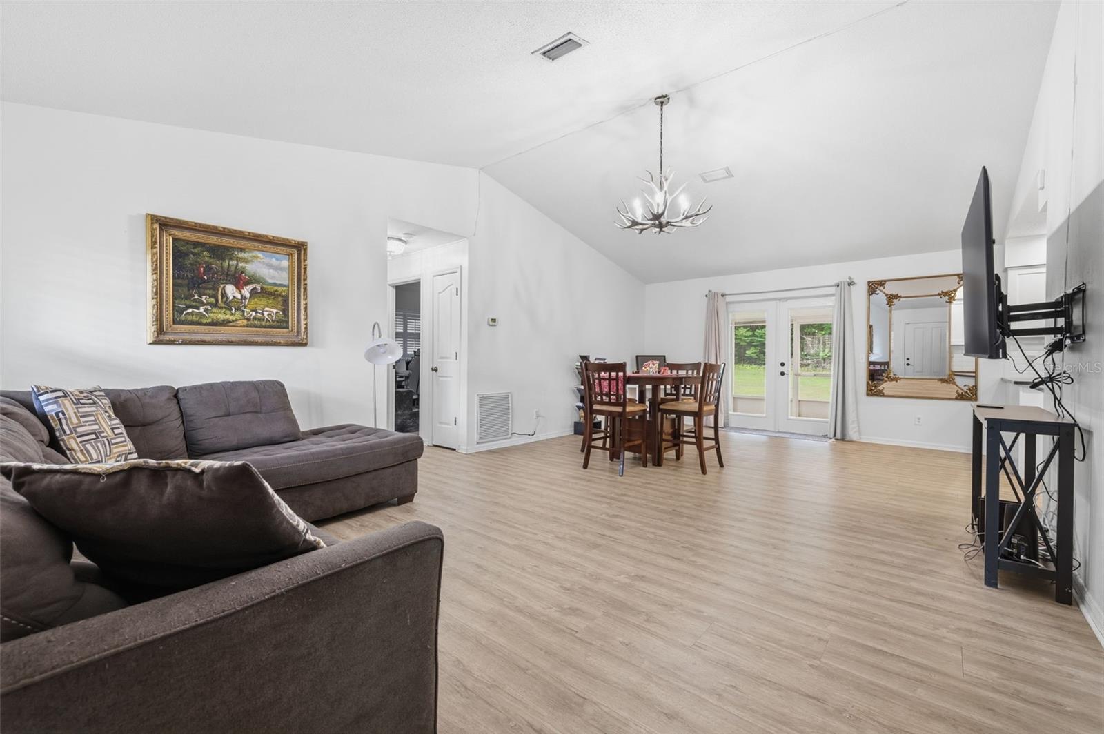 SOUTHSIDE TERRACE REP - Residential