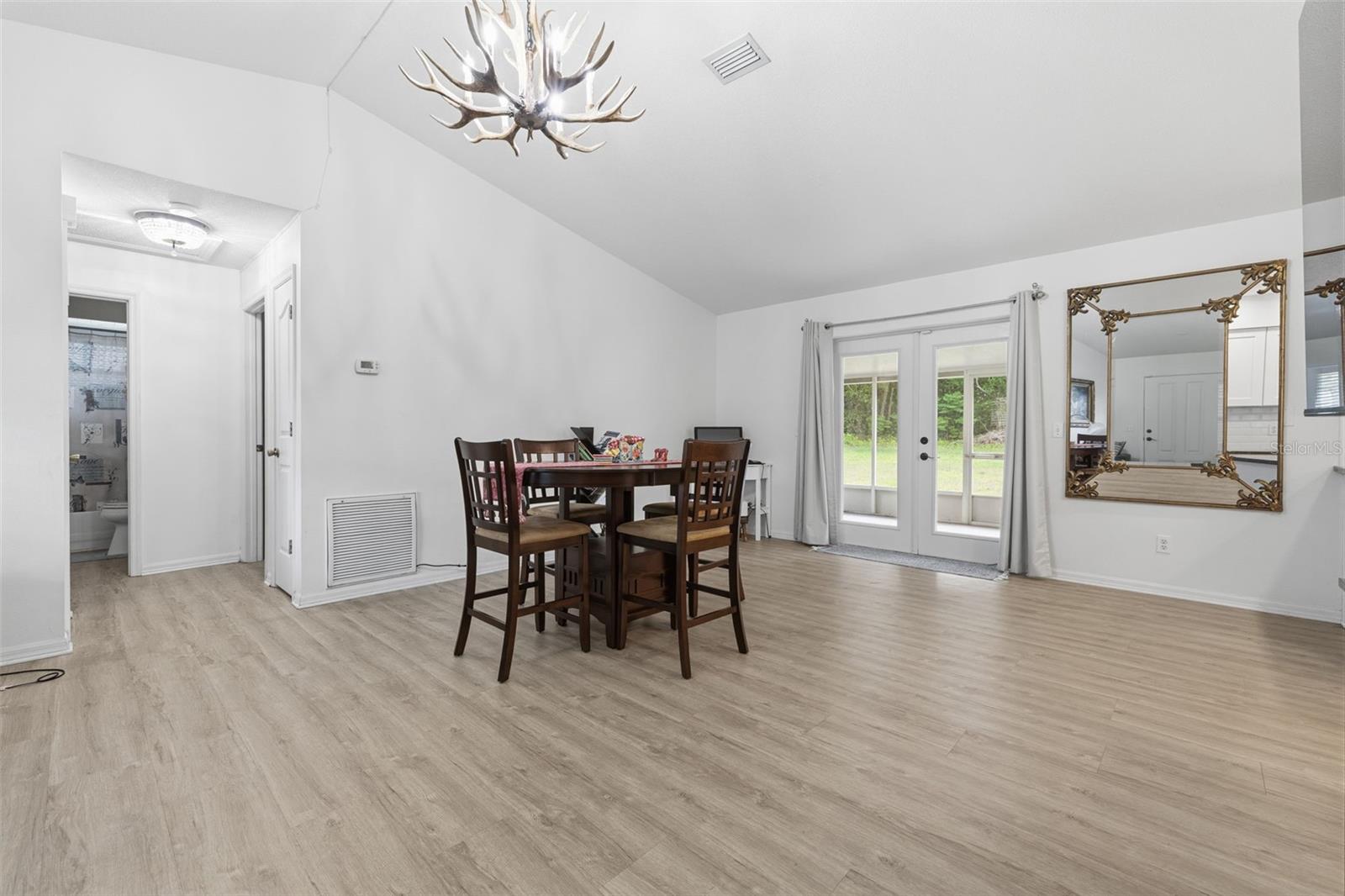 SOUTHSIDE TERRACE REP - Residential