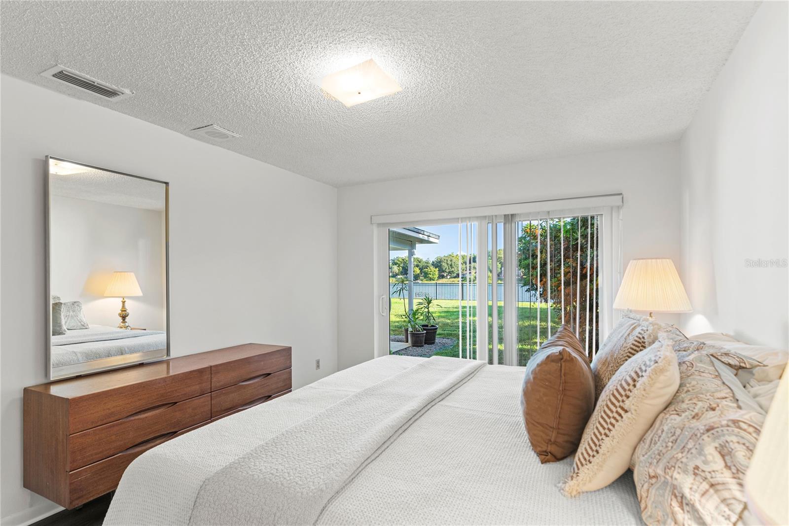 ROBERTA PLACE - Residential
