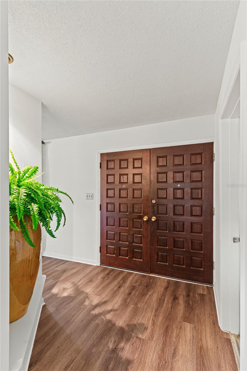 3429 PERSHING AVENUE