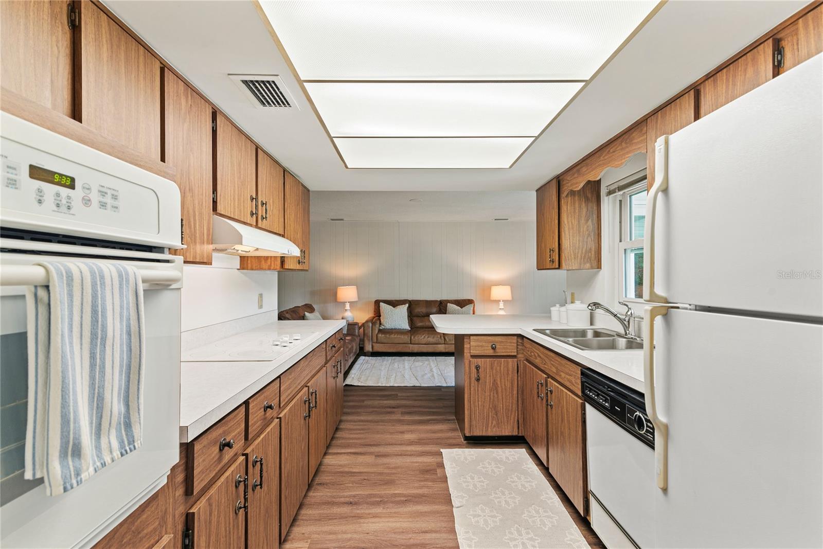 ROBERTA PLACE - Residential
