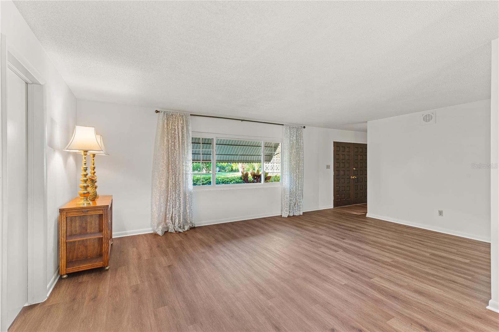 ROBERTA PLACE - Residential