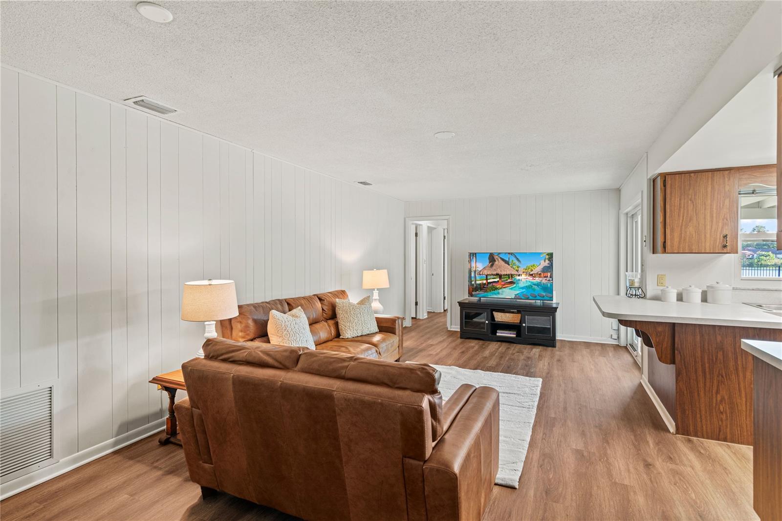 ROBERTA PLACE - Residential