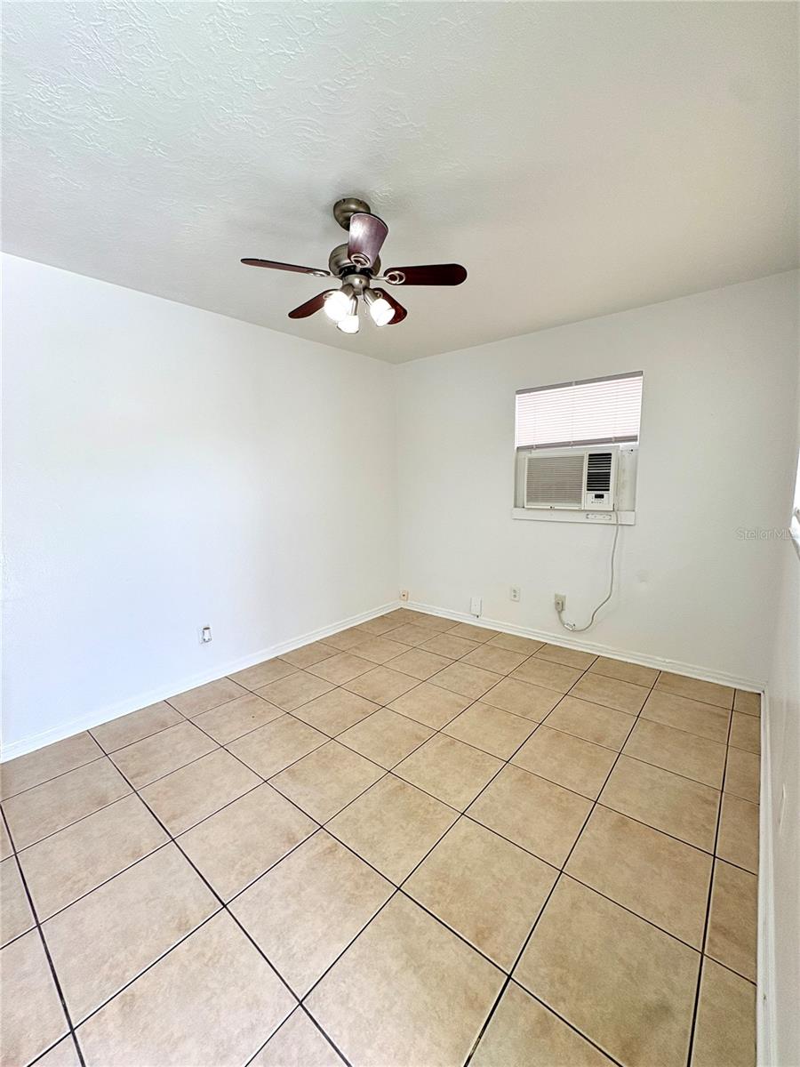 EL CERRO - Residential Lease