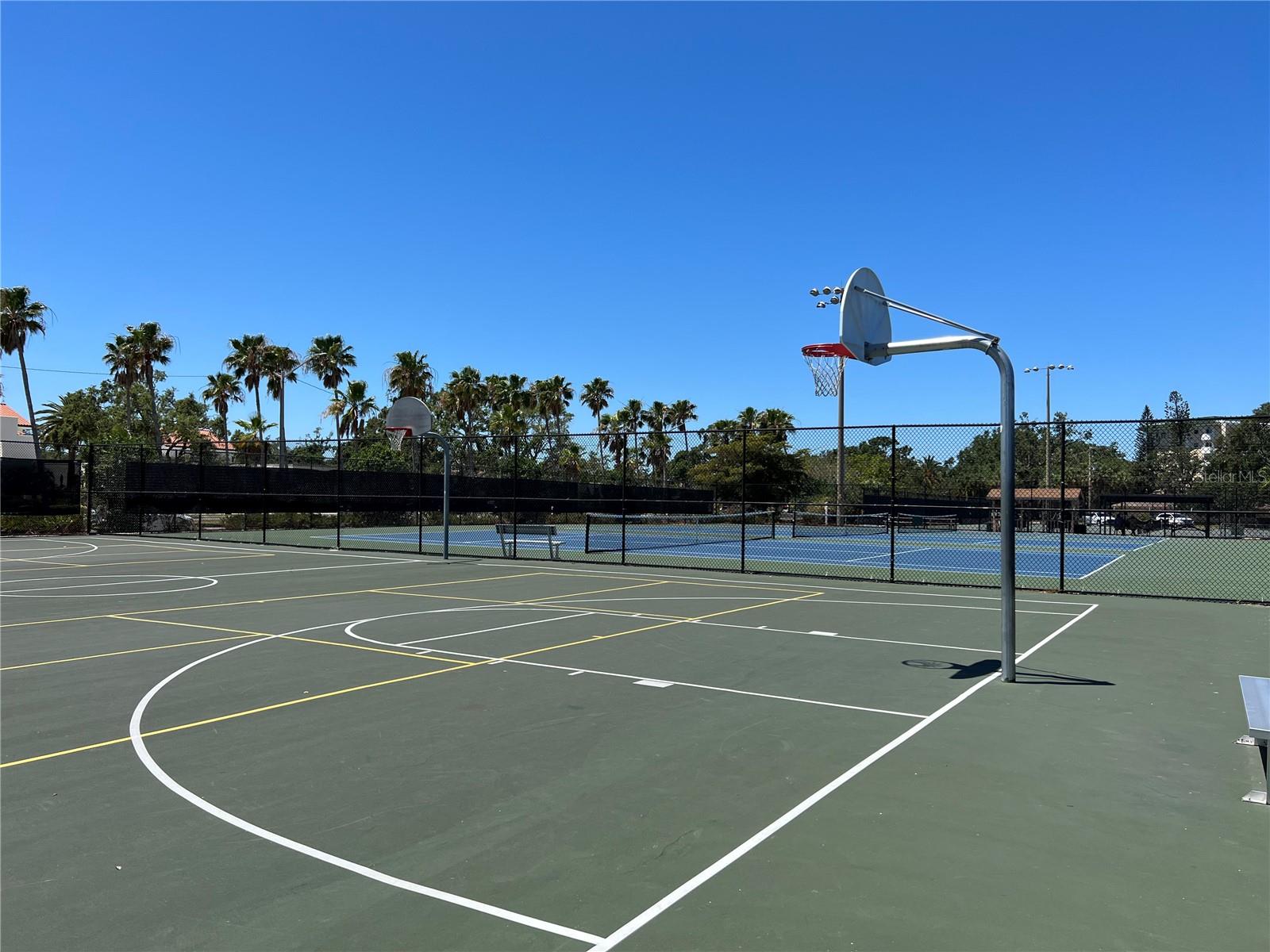 PARKDALE WEST - Residential