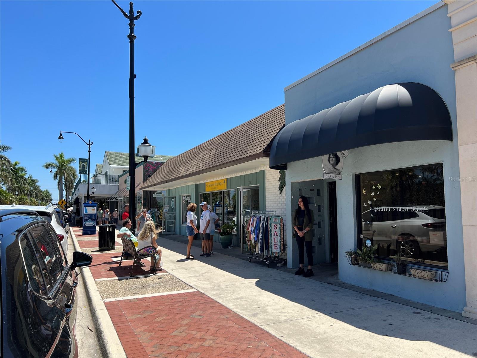 PARKDALE WEST - Residential