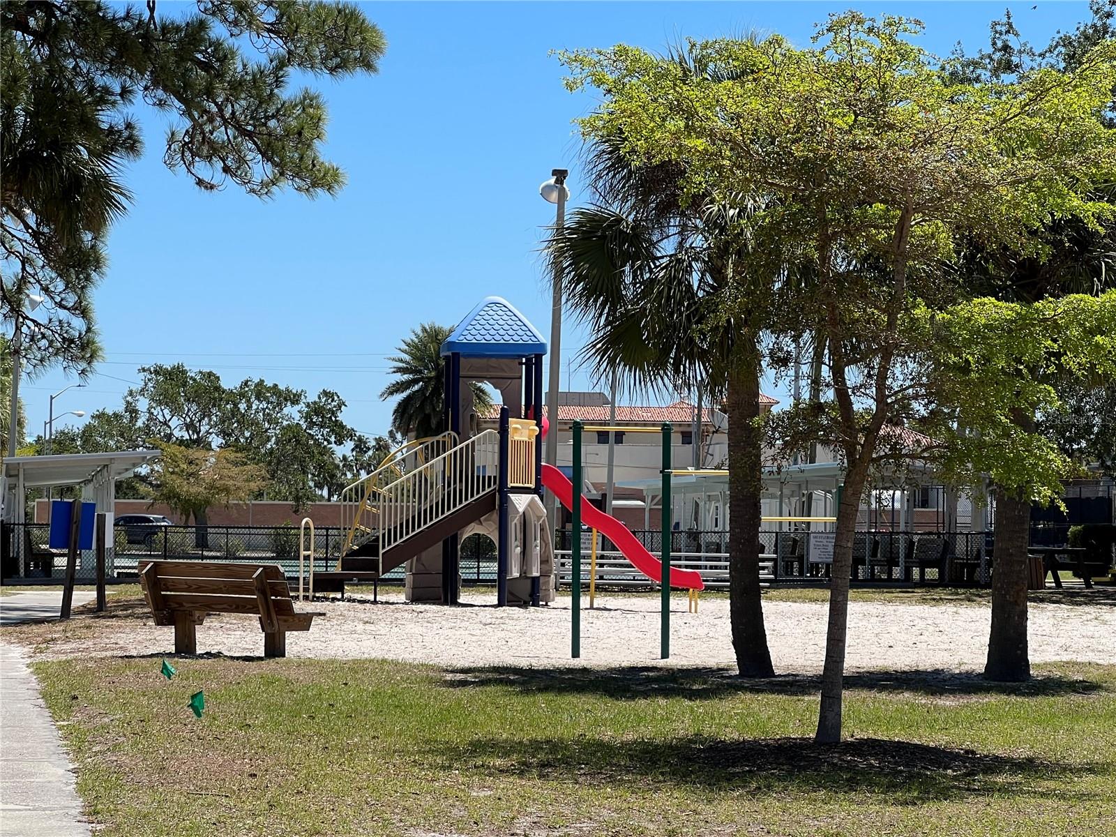 PARKDALE WEST - Residential