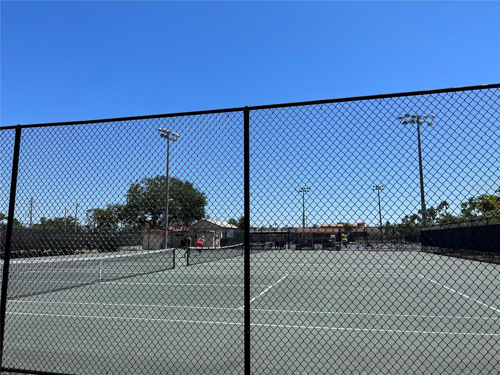 PARKDALE WEST - Residential