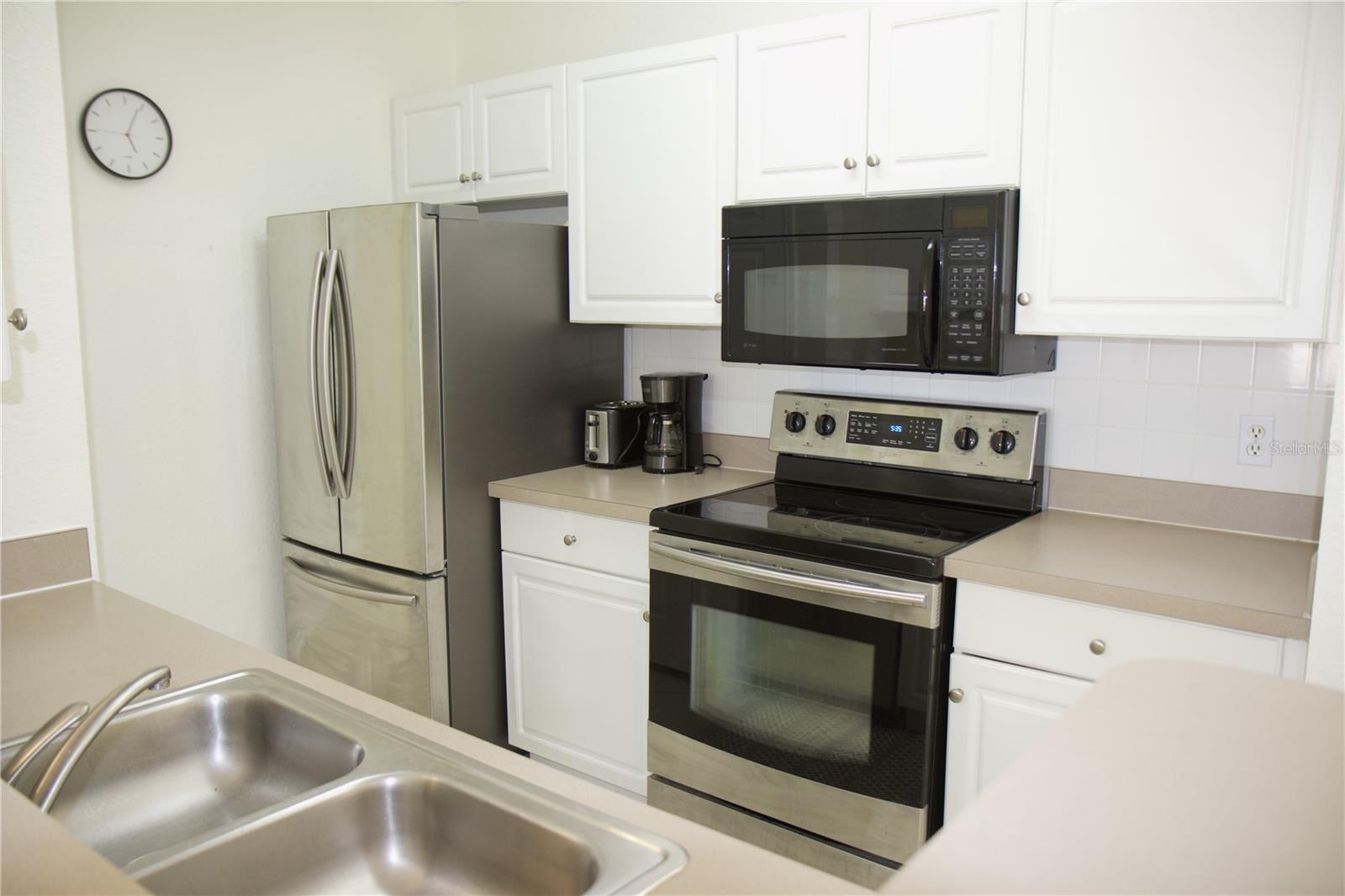 4323 BAYSIDE VILLAGE DRIVE 306