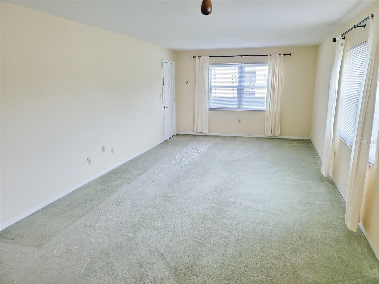 DISSTON PLAZA APTS CONDO - Residential Lease