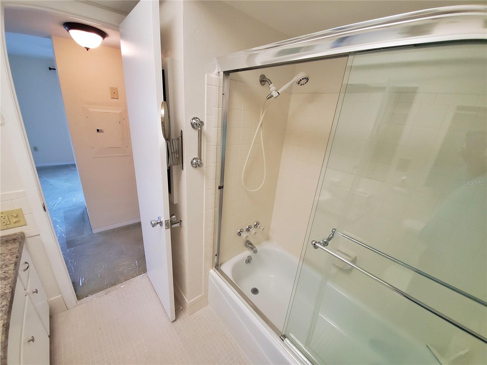 DISSTON PLAZA APTS CONDO - Residential Lease