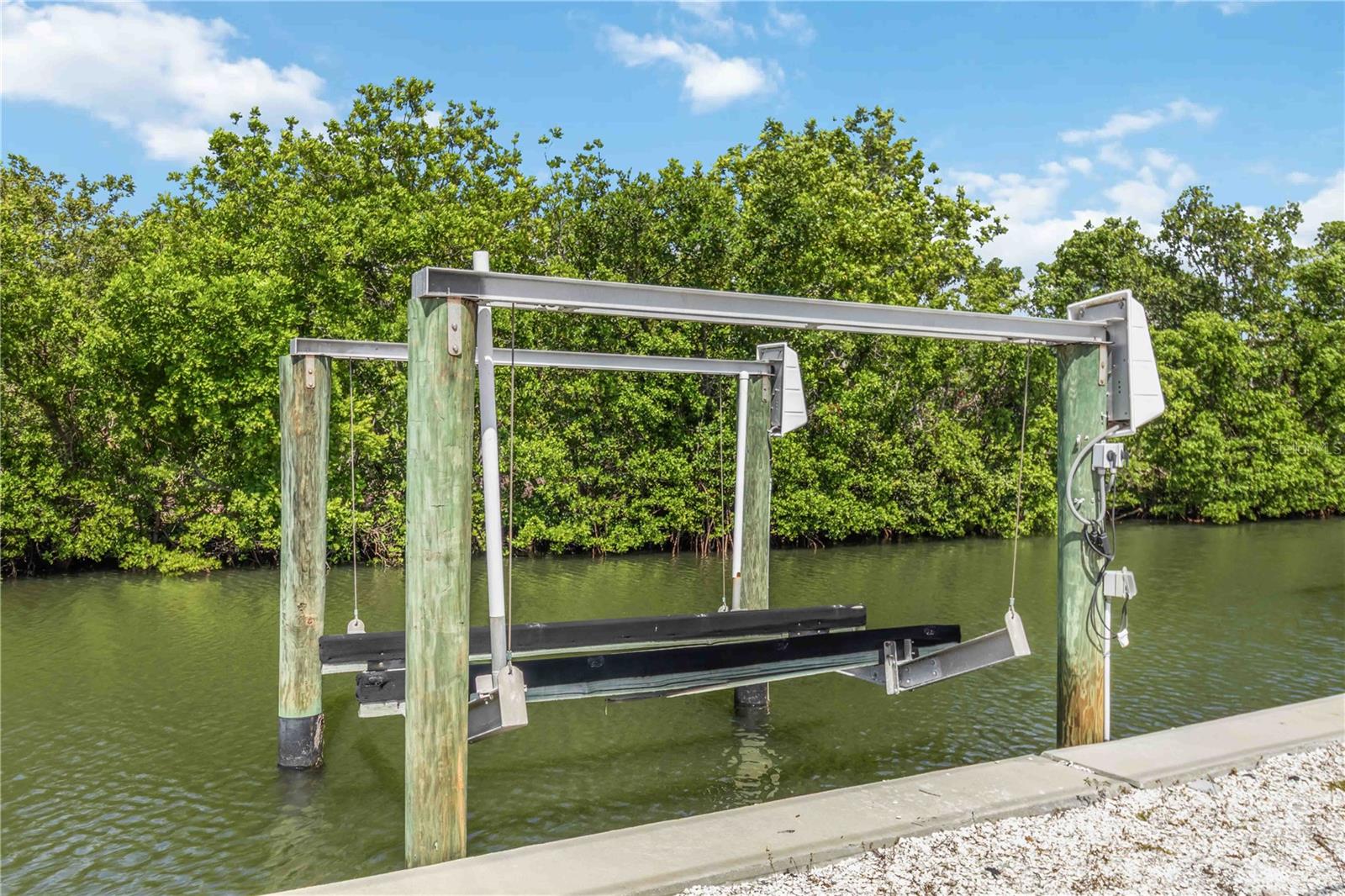 190 BIMINI DRIVE