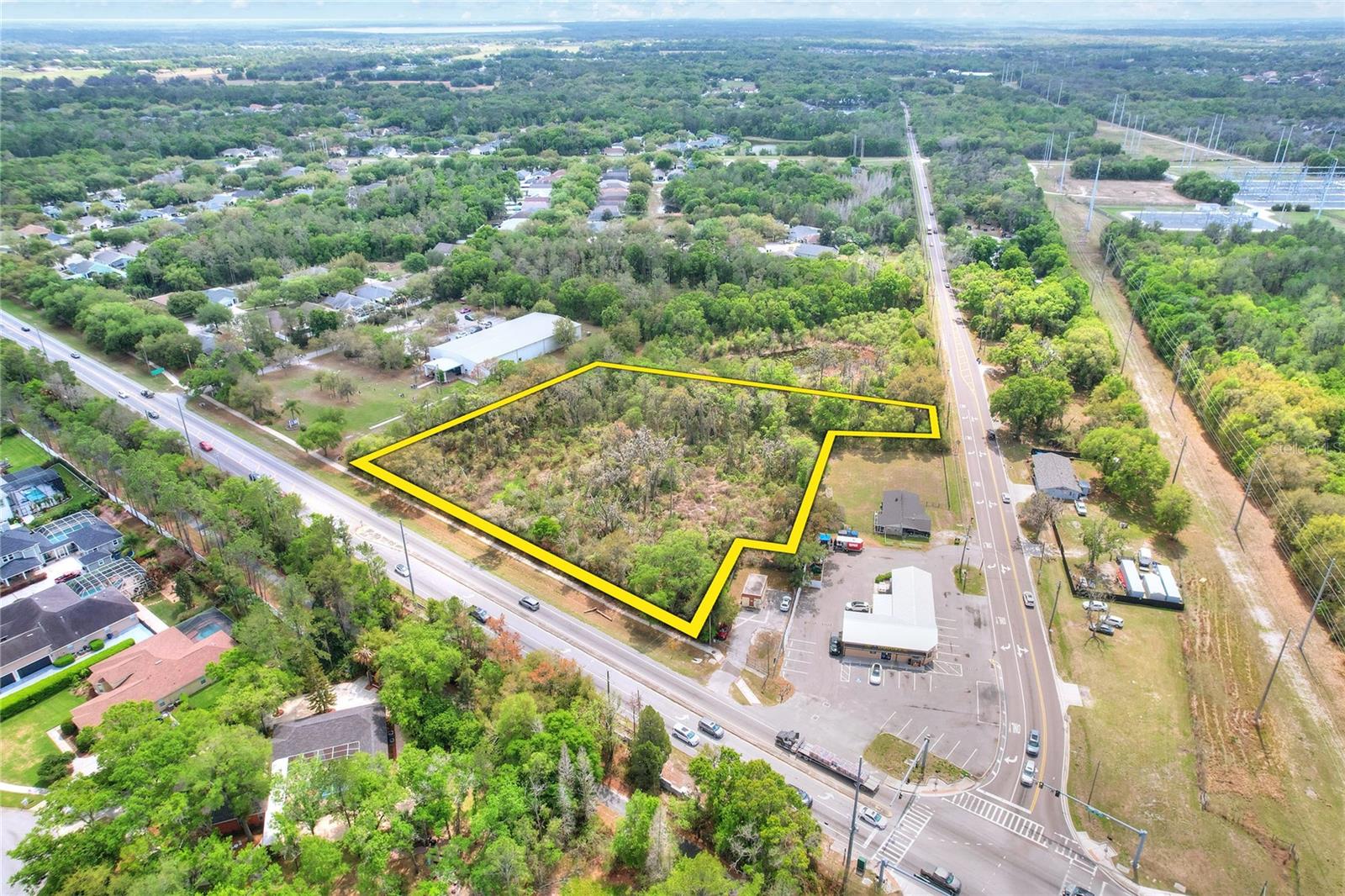 5708 LITHIA PINECREST ROAD, LITHIA, FL, 33547 1 5708 LITHIA PINECREST ROAD