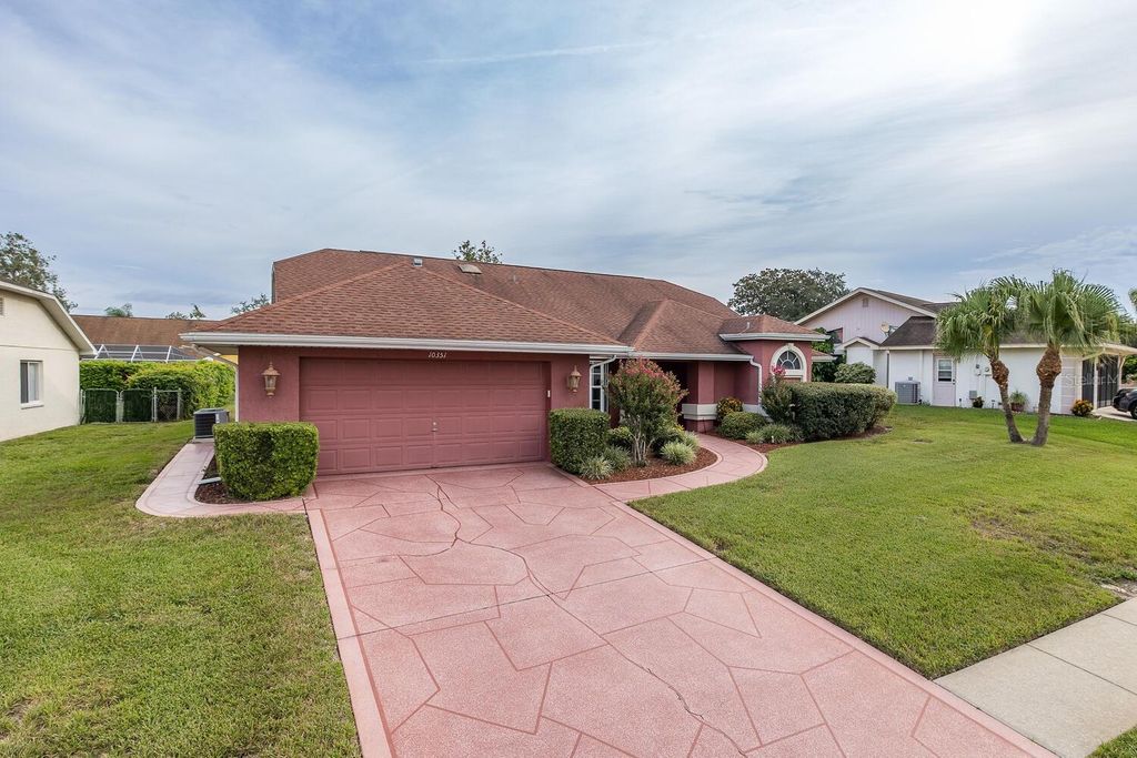 Photo of 10351 Flag Road, Spring Hill, FL 34608 (MLS # W7878977)