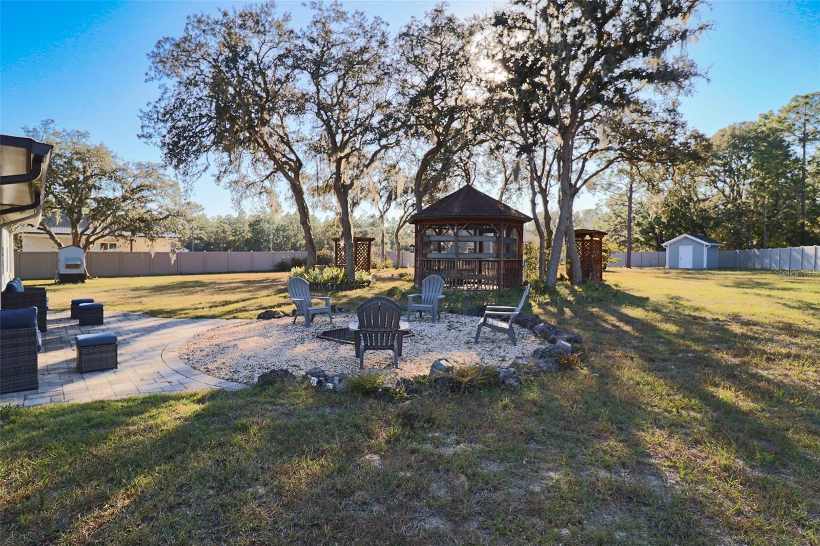 ROLLING HILLS UN 04 - Residential