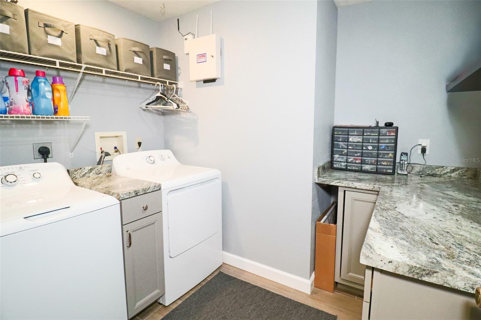 ROLLING HILLS UN 04 - Residential