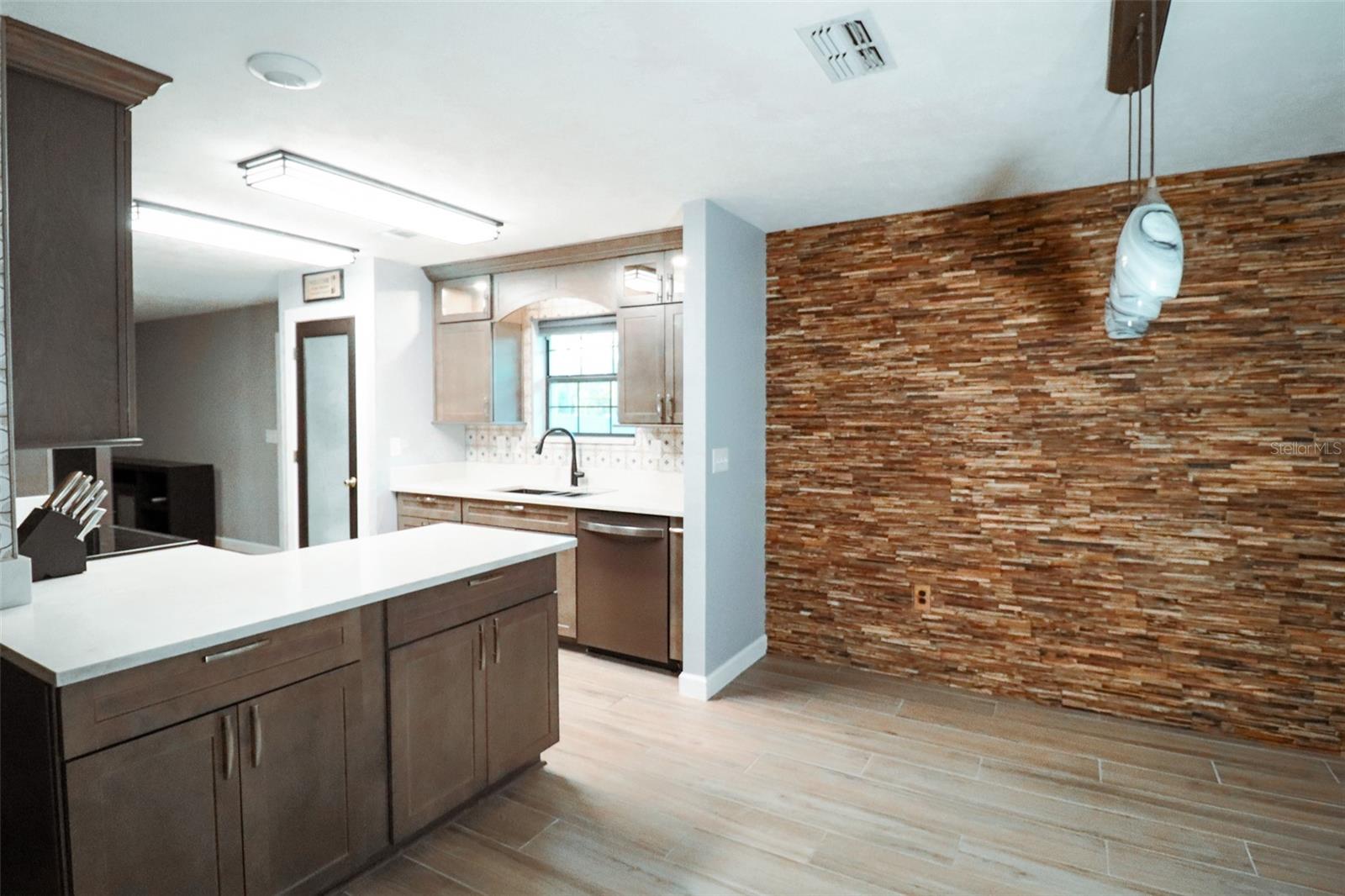 ROLLING HILLS UN 04 - Residential