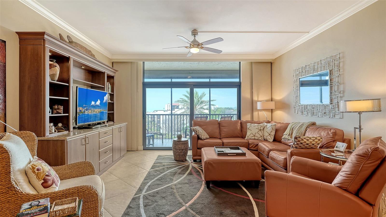 1945 GULF OF MEXICO DRIVE M2-516