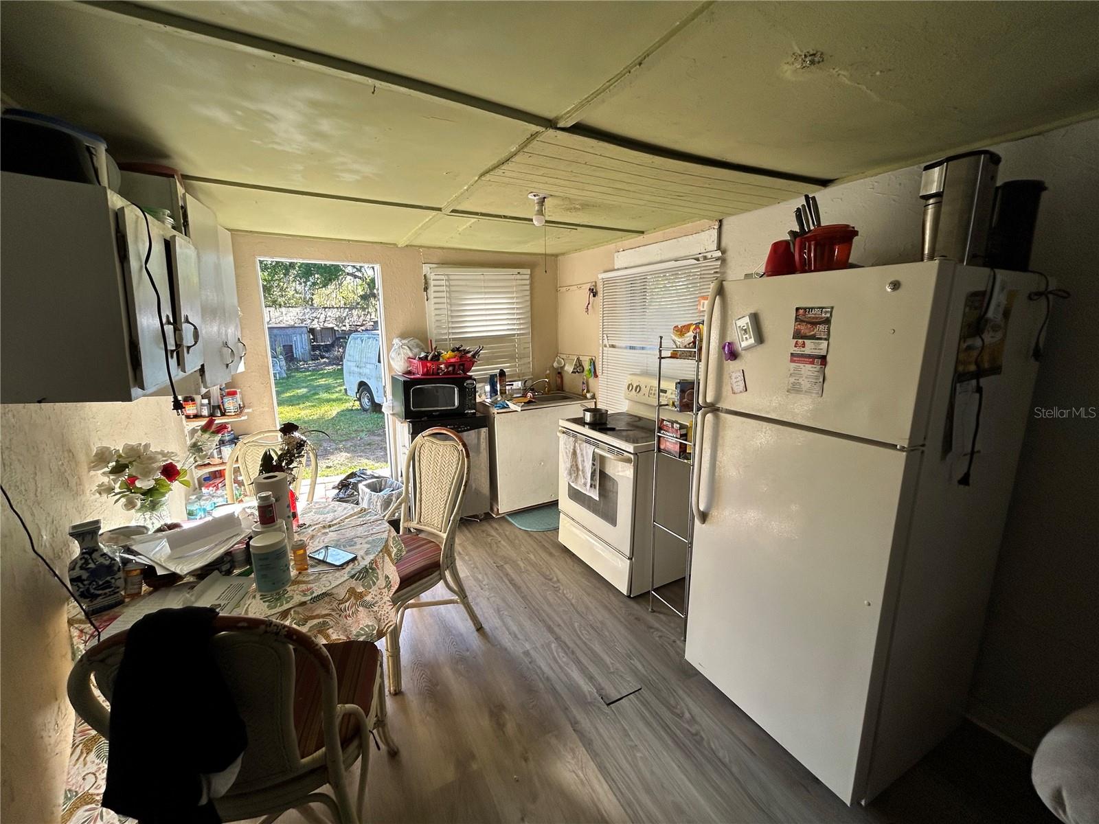 BEACON SQUARE - Residential