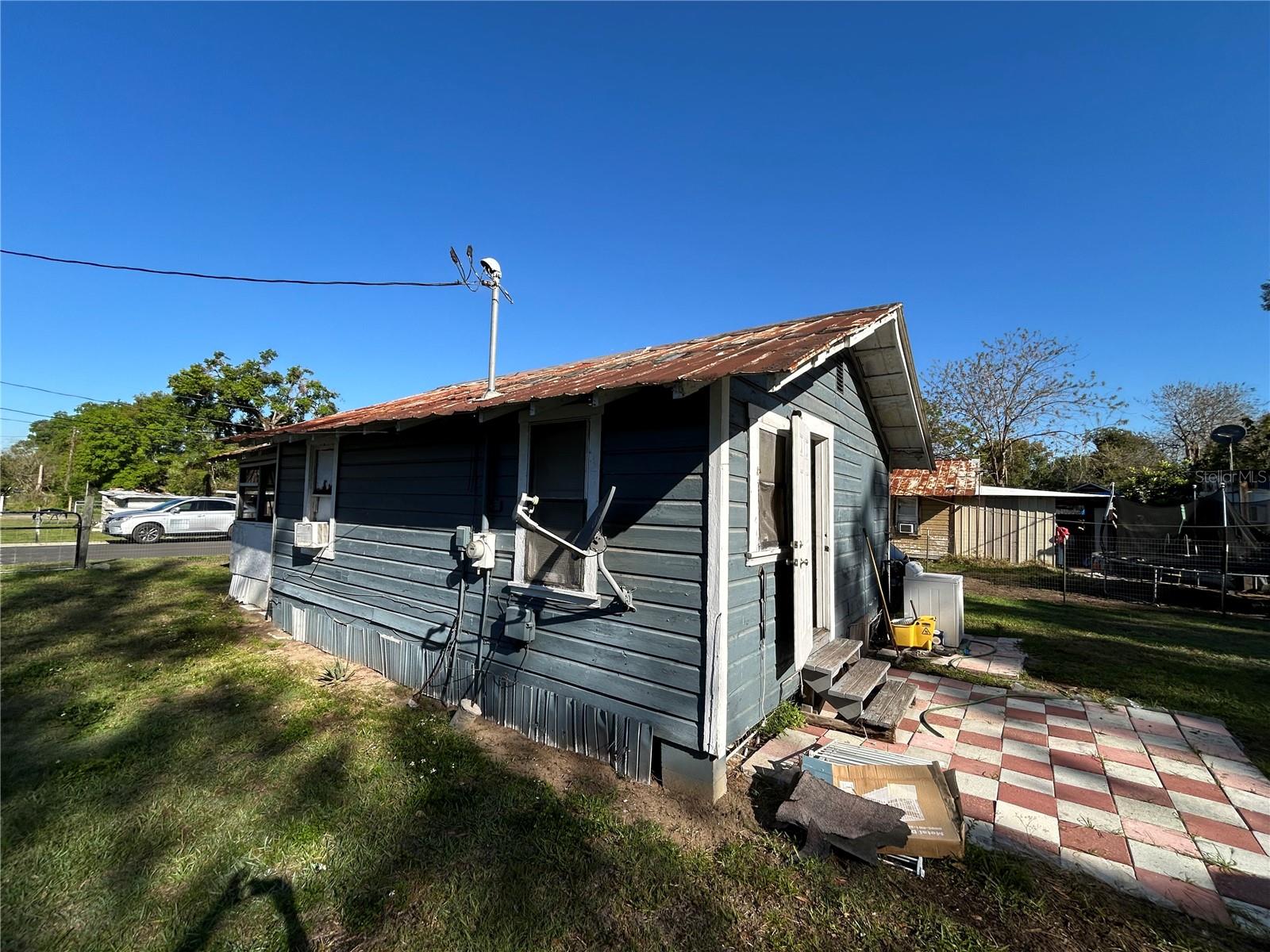 BEACON SQUARE - Residential
